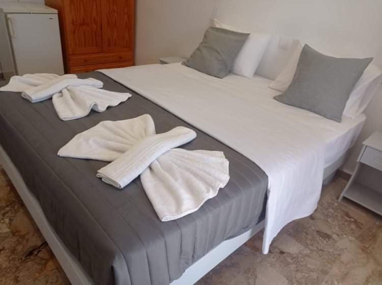Hotel Zorbas Soúgia Esterno foto