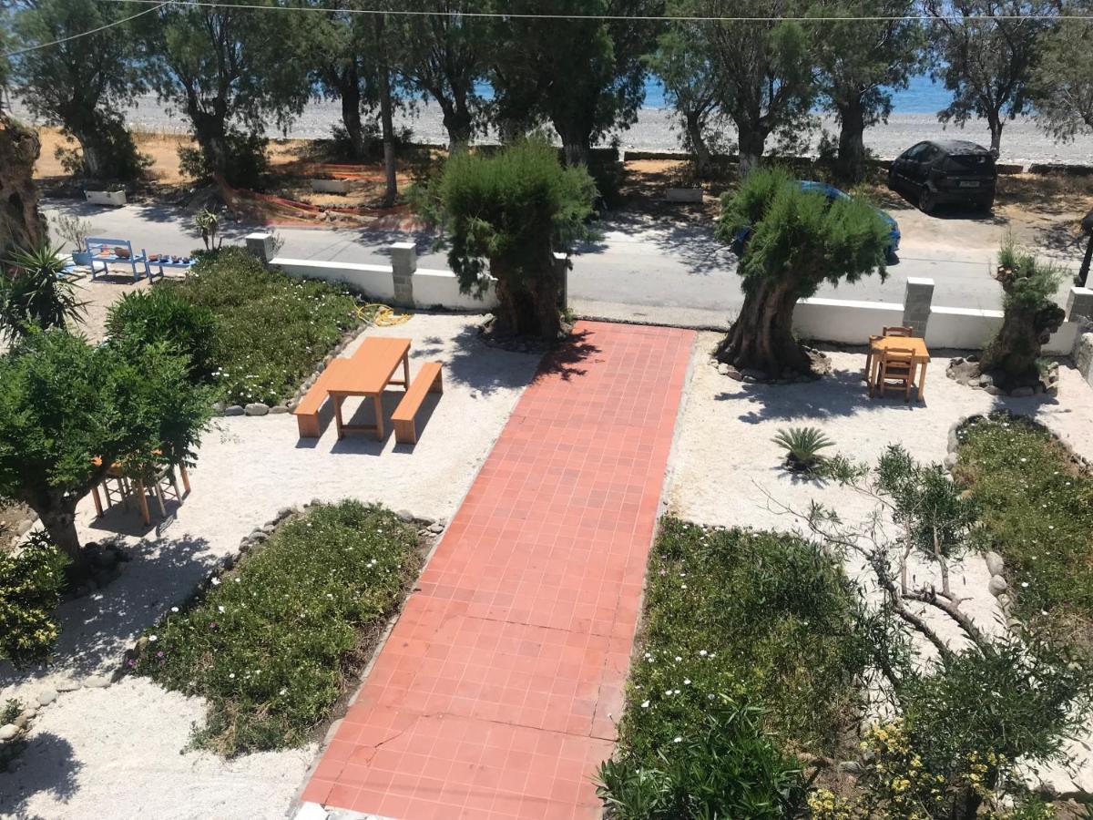 Hotel Zorbas Soúgia Esterno foto