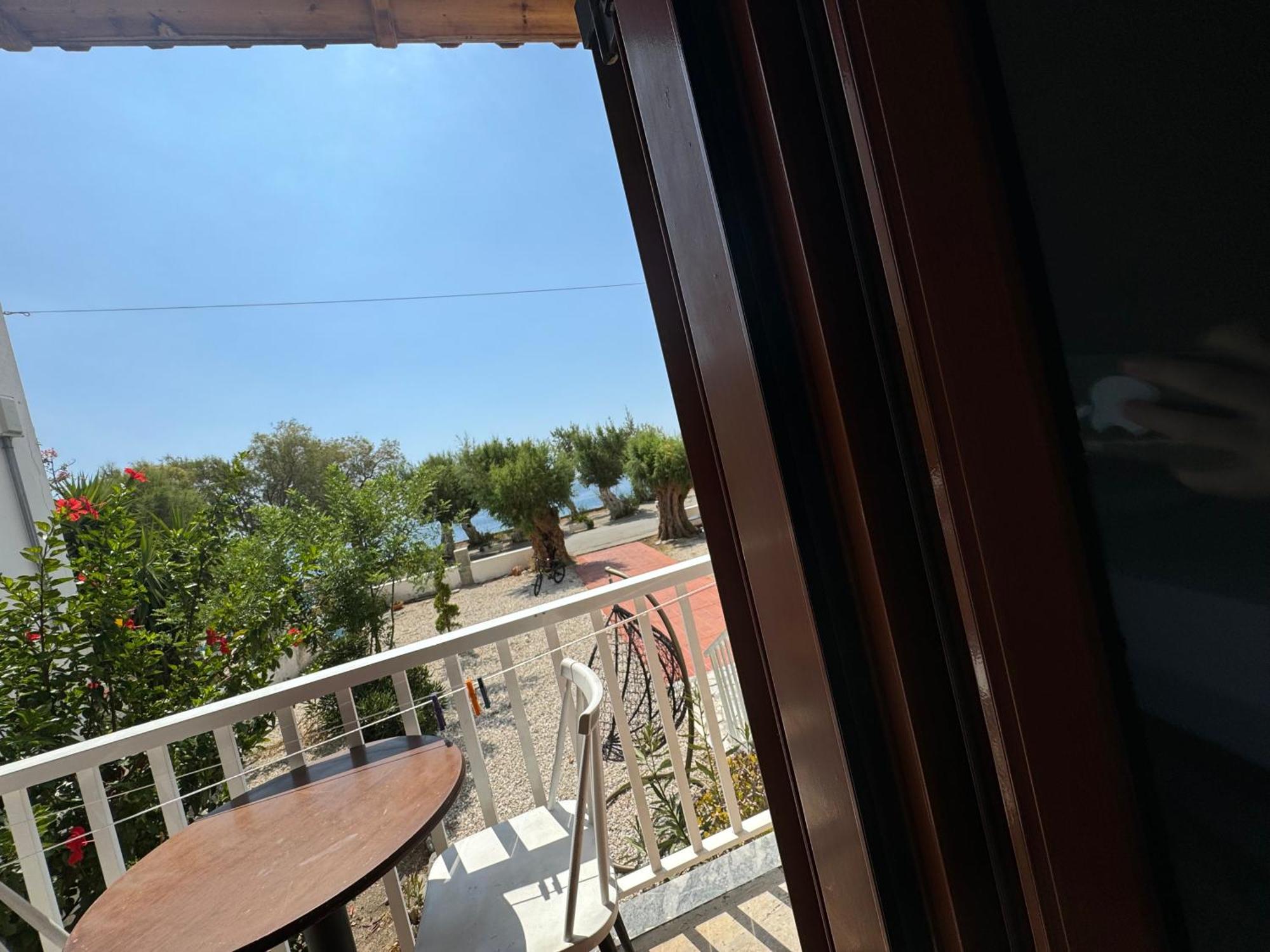 Hotel Zorbas Soúgia Esterno foto