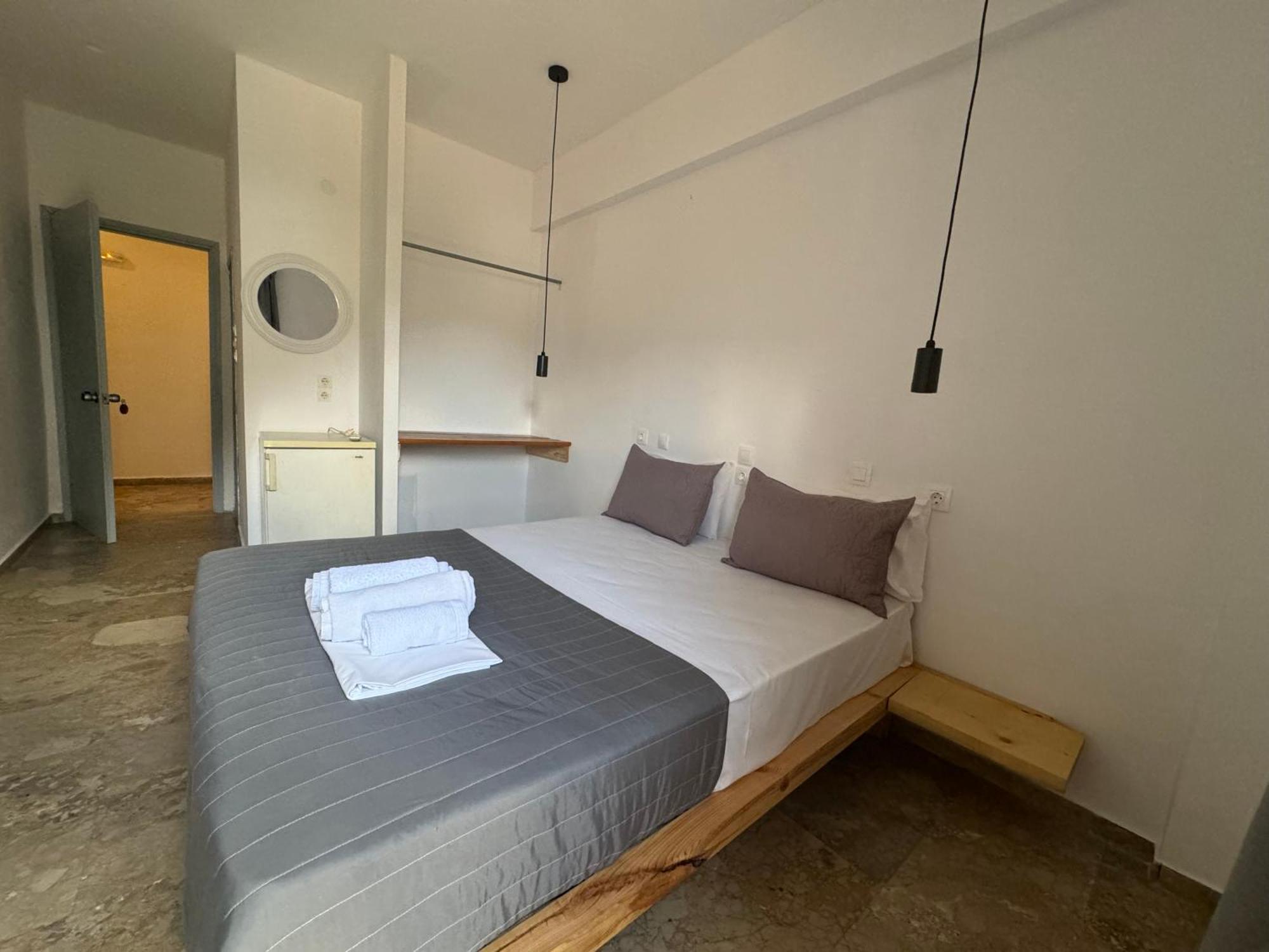Hotel Zorbas Soúgia Esterno foto